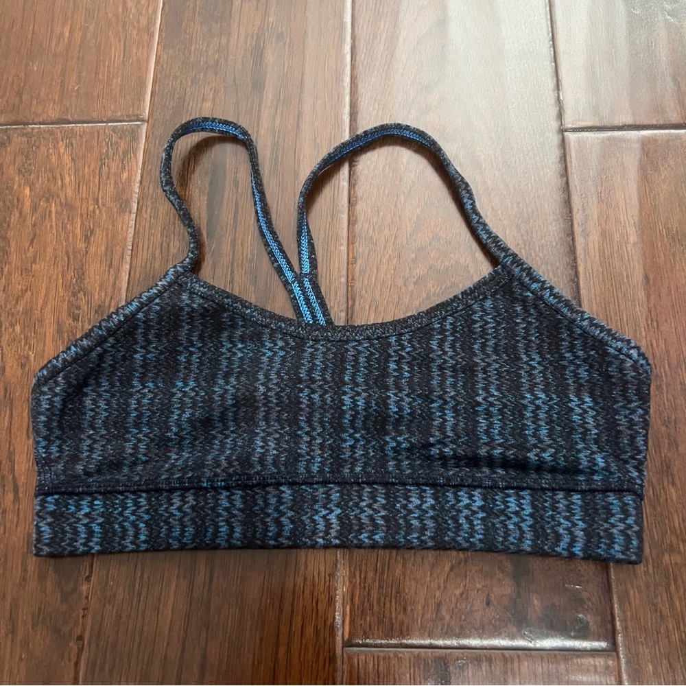 Lululemon sports bra.
